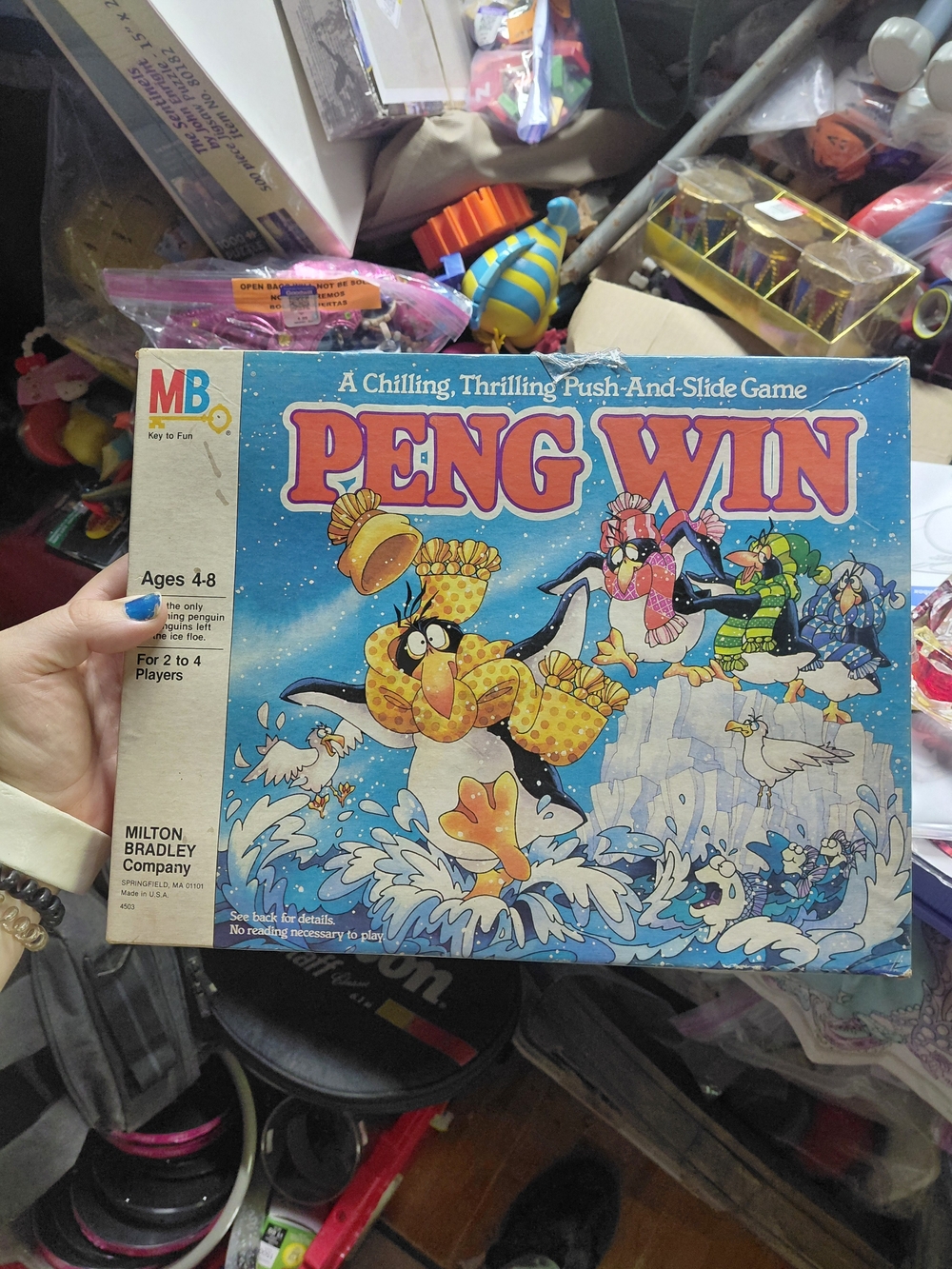 Milton Bradley Peng Win Board Game - Blue